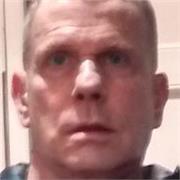 University graduate(Business/Finance) teaching English privately for business people